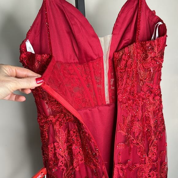 NWT MAC DUGGAL Red Embellished Plunge Neck Illusion Mermaid Gown Women’s - Picture 12 of 14